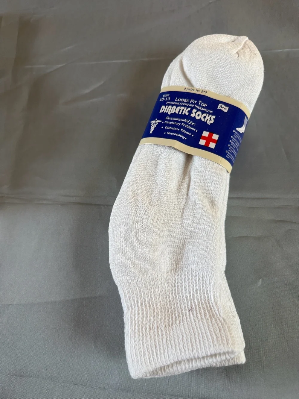 Diabetic Loose Fit Crew Socks - White